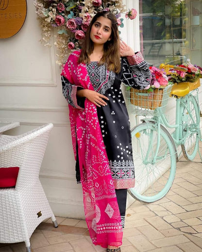 Chunri Silk 3-Piece Embroidered Suit