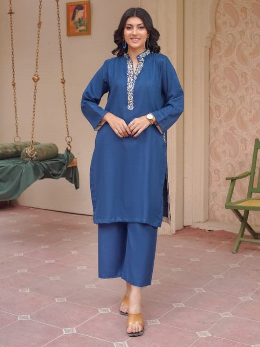 Winter Collection - Dhanak Embroidery 2Pc